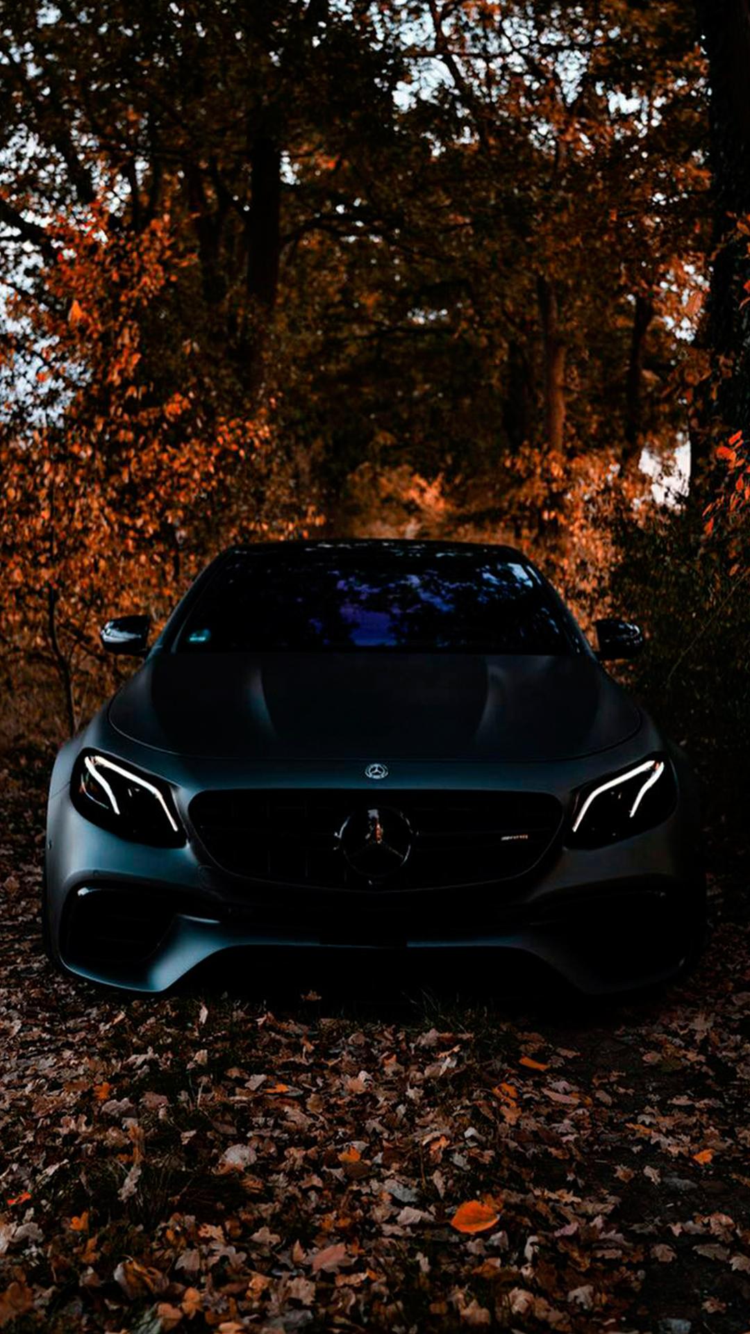 img3.wallspic.com-mercedes_benz_e_class-mercedes_benz_cla_class-mid_size_car-supercar-mercedes_benz-1080x1920.jpg